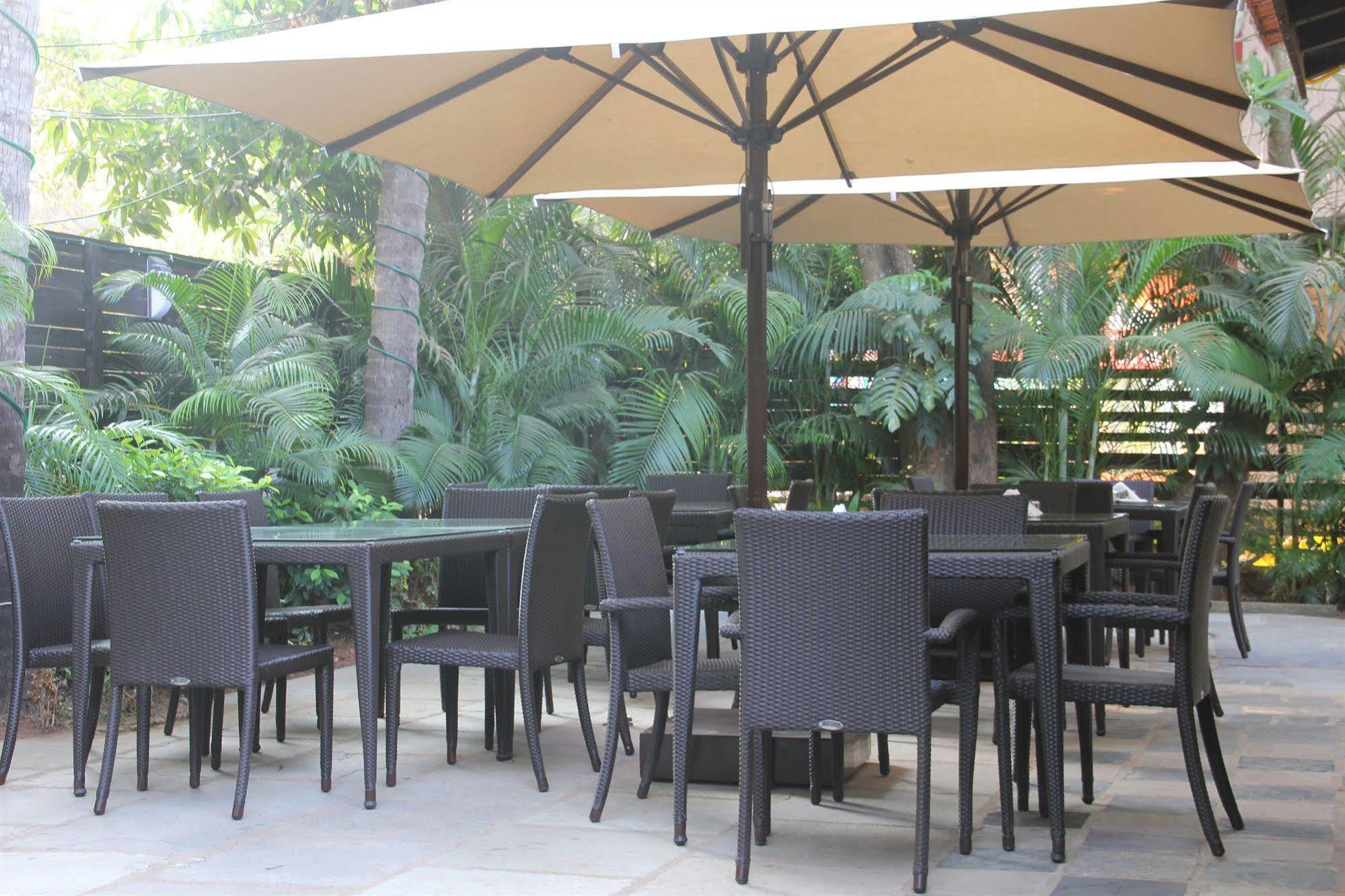 Banyan Tree Courtyard Hotel Calangute Buitenkant foto